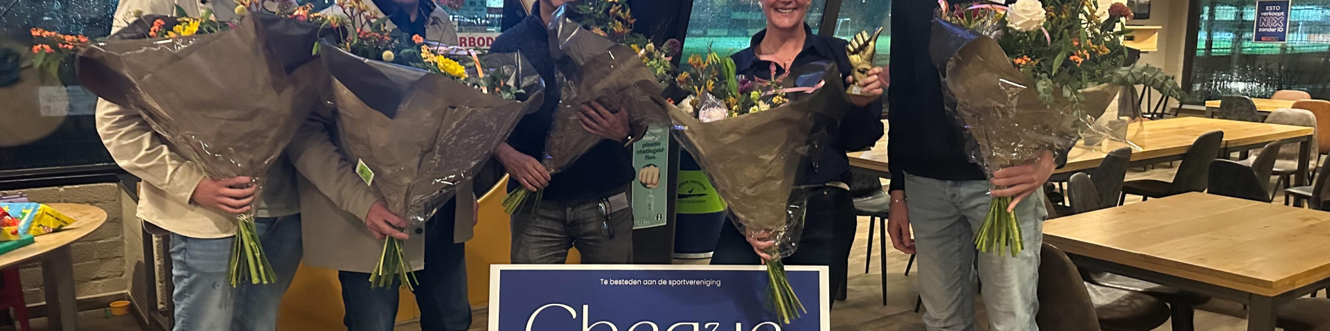 Alle vrijwilligers.jpg